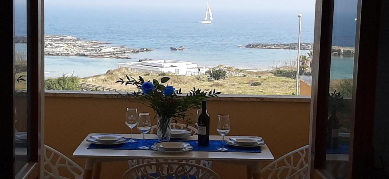 Bilocale Punta Rosa - Fronte Spiaggia オートラント エクステリア 写真