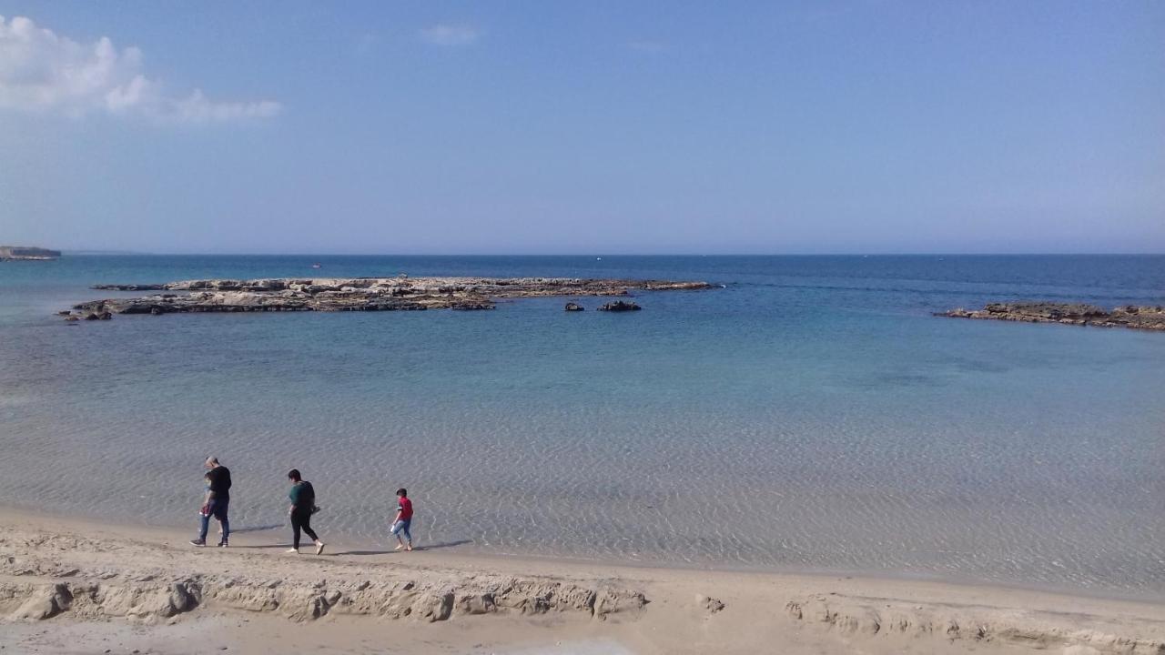 Bilocale Punta Rosa - Fronte Spiaggia オートラント エクステリア 写真